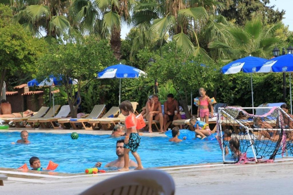 Sunmerry Hotel Beldibi  Bagian luar foto